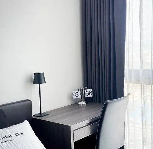 Hmj4 2Br Stylish Apartment On 36Th Floor Kkc City Center